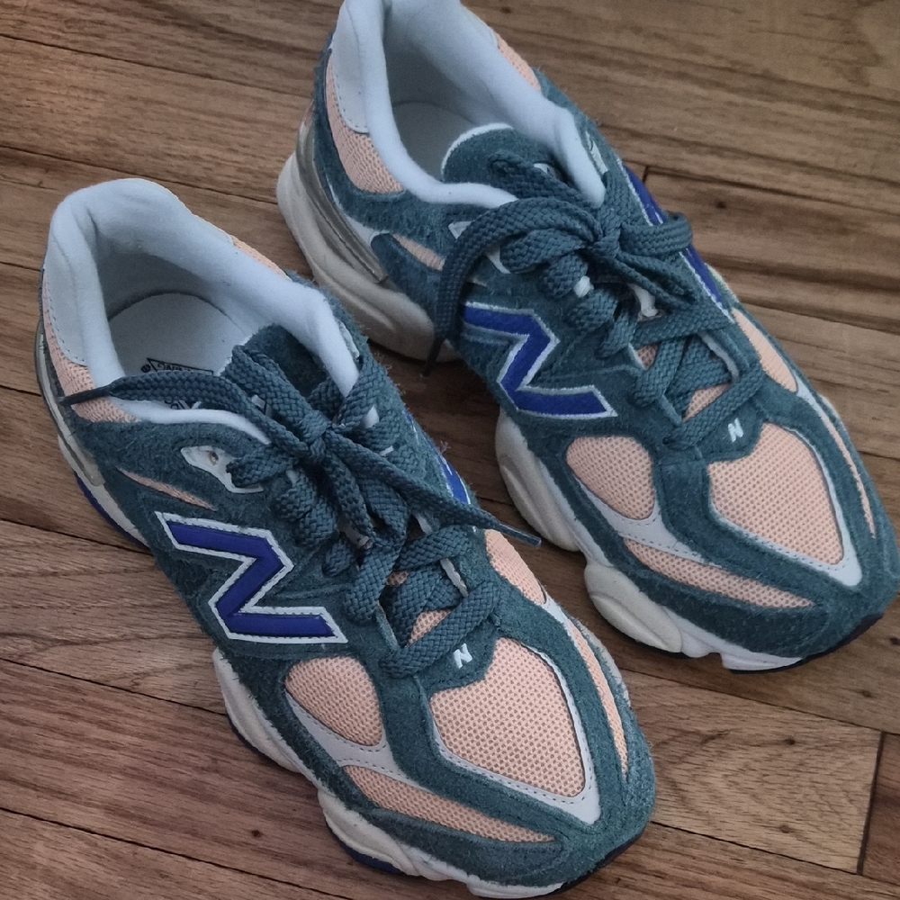 New Balance 9060